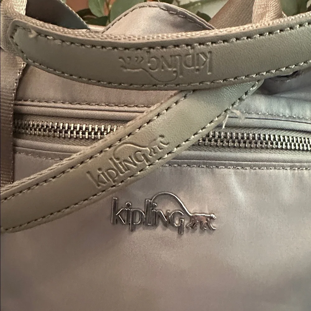 Kipling Adelina Silver light grey pockets multicolor nylon Tote satchel Bag